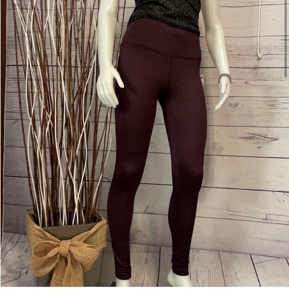 NWT Mondetta Thermal Legging